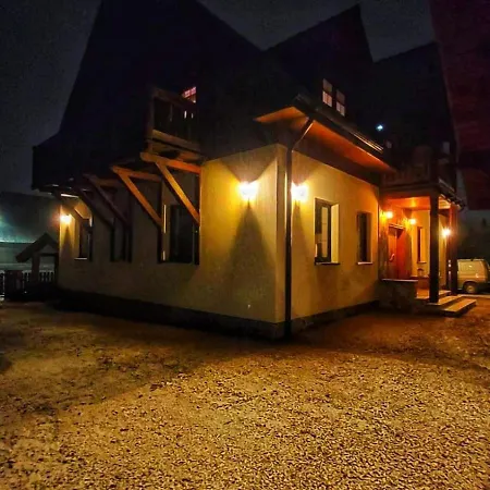 U Hillow アパート Stronie Śląskie